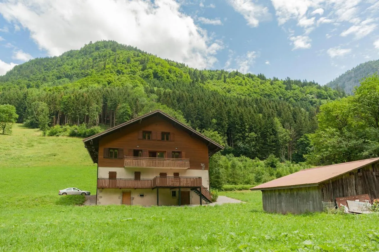 Grand Appartement Proche Gd Bornand Glieres-Val-de-Borne